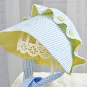 Girl's bonnet for baby girls and toddler girls