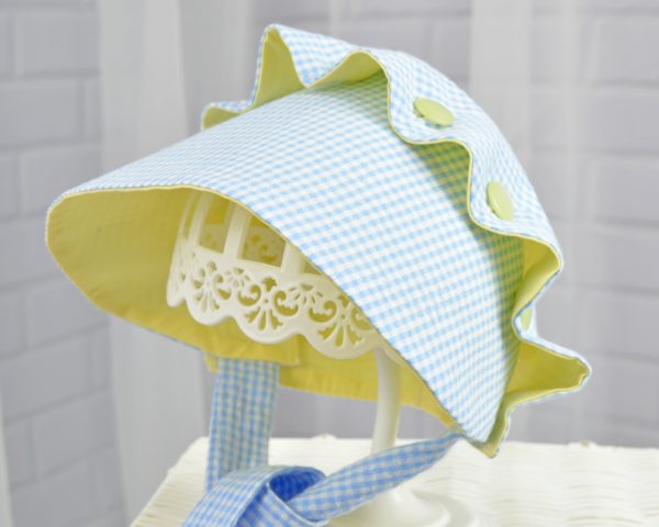 Girl's bonnet for baby girls and toddler girls